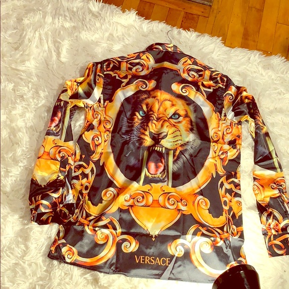 versace tiger shirt